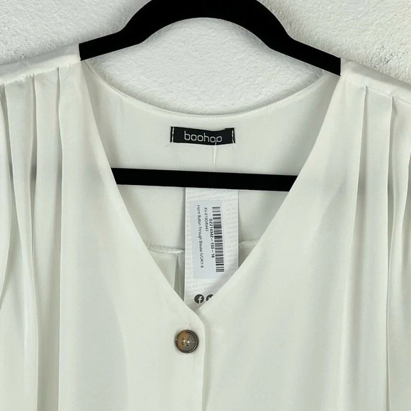 Boohoo Blouse Women's Size S Horn Button Through Loose Fit Sheer Woven Ivory - Picture 3 of 9